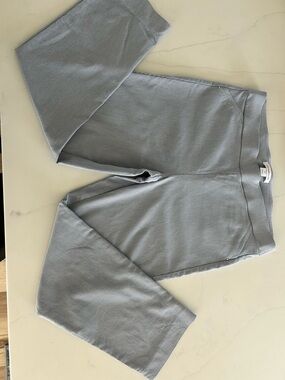 Liz Claiborne Blue and White Striped pull on pants